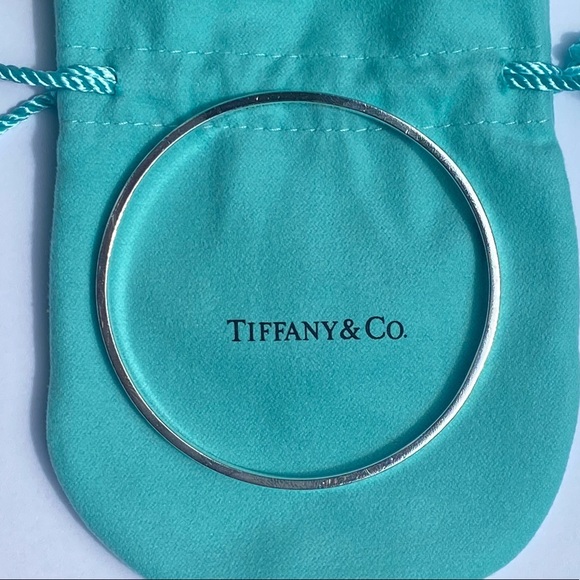 AUTH Rare Retired Tiffany & Co. “I Love You” notes bangle bracelet 🎶✨ - Picture 14 of 15